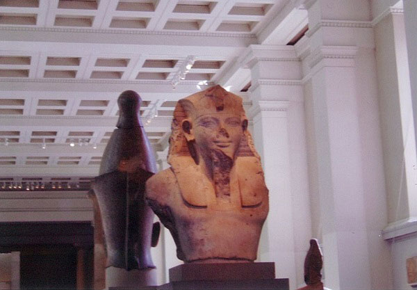 大英博物館の彫刻2"
